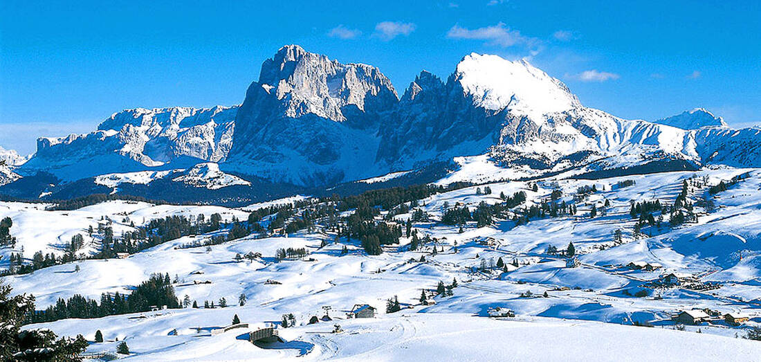 Dolomiten: Die Seiser Alm (2000m) mit Langkofelgruppe