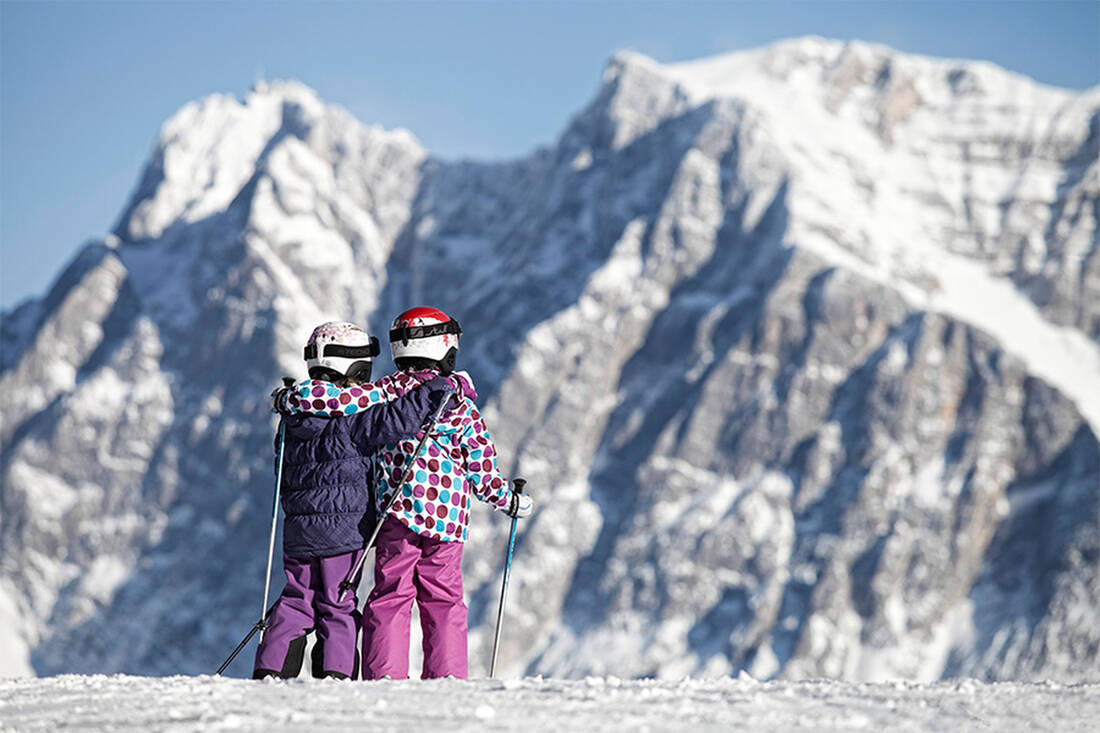 Kinder im Skigebiet Lermoos (Grubigstein)