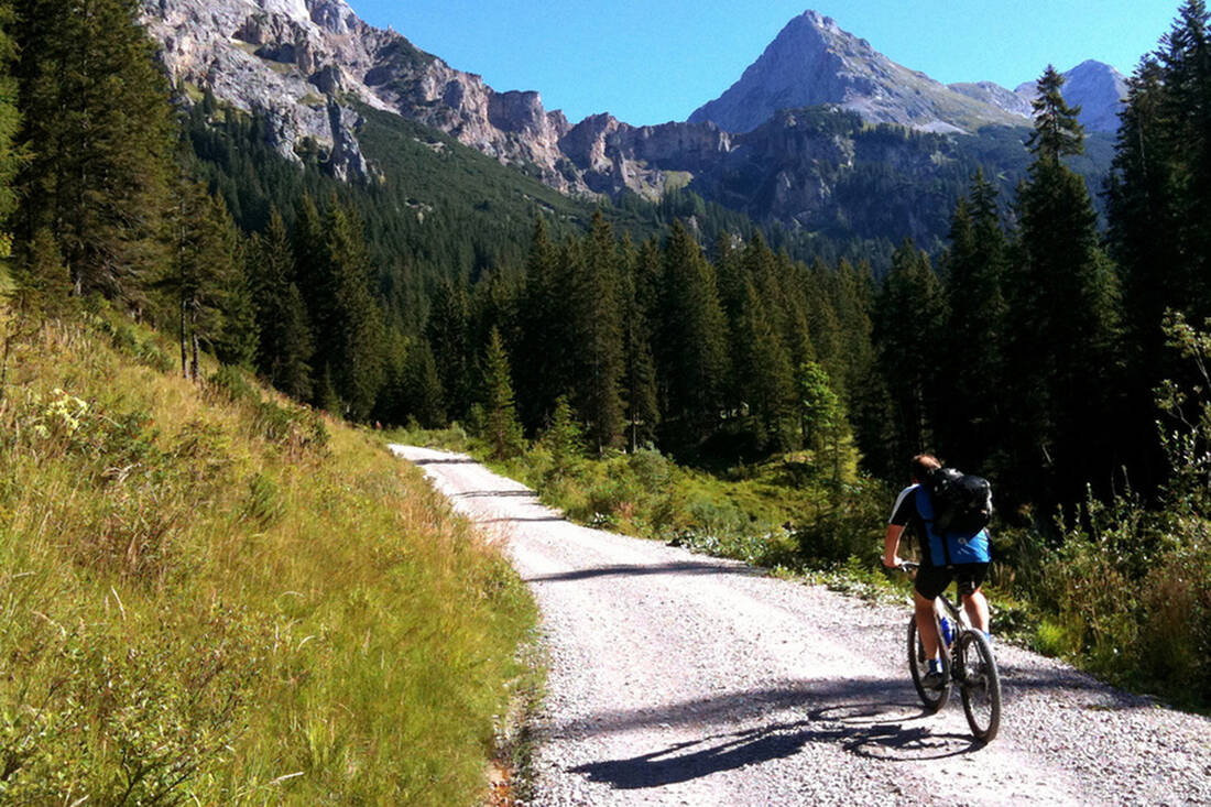 Mountainbiker im Karwendel